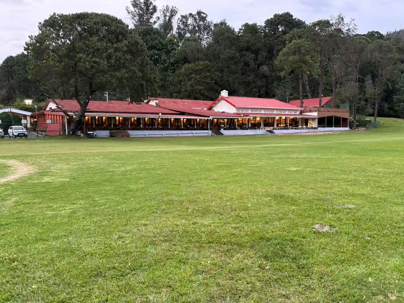 wellington club4_compressed